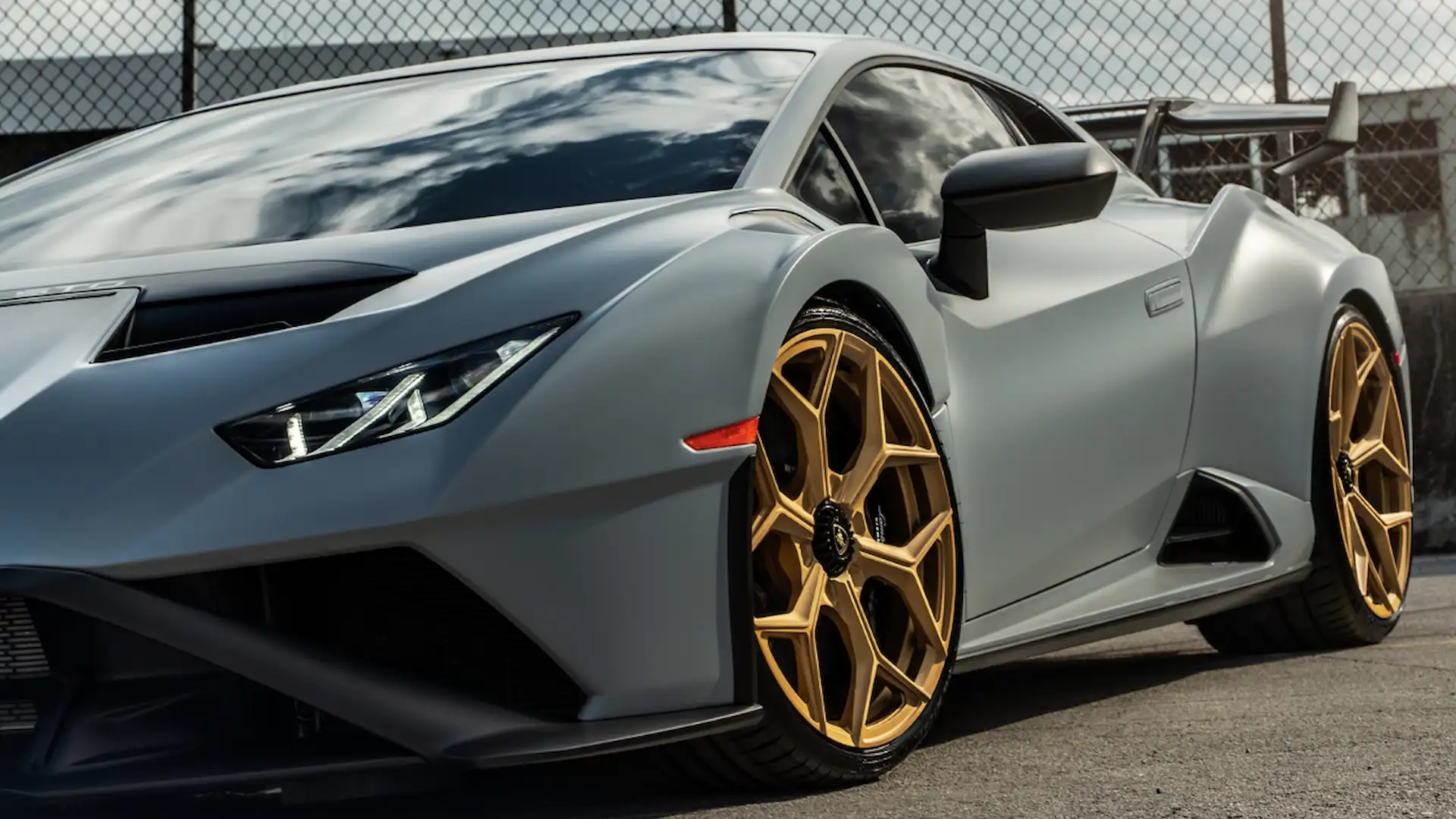 Early Signs of Alloy Damage - Lamborghini STO Rims